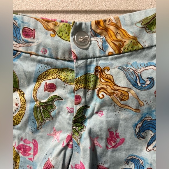 Kaeli Smith size 10 Colorful Mermaid Print Women's Shorts, chino style, GUC - Picture 2 of 6